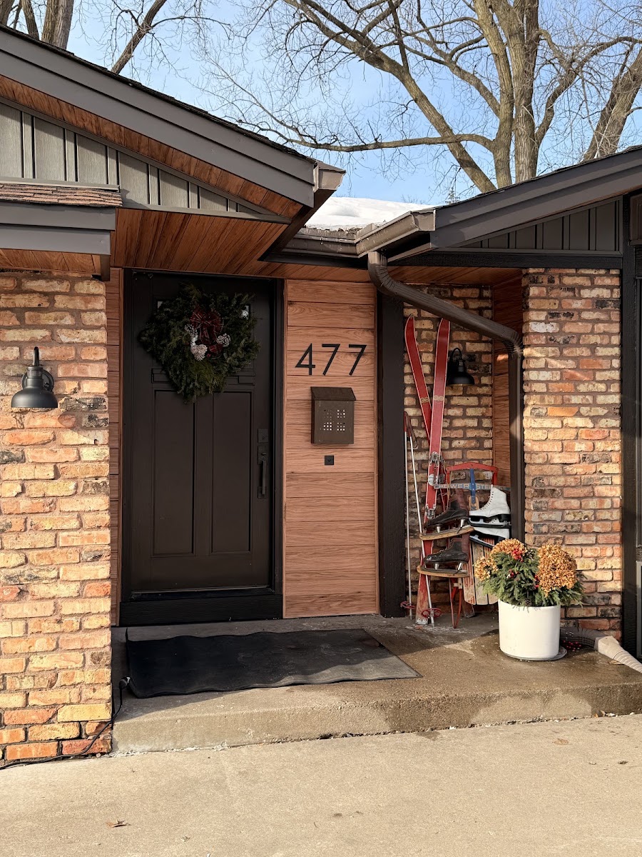 Exterior project photo from Sara Schreiner's Google review